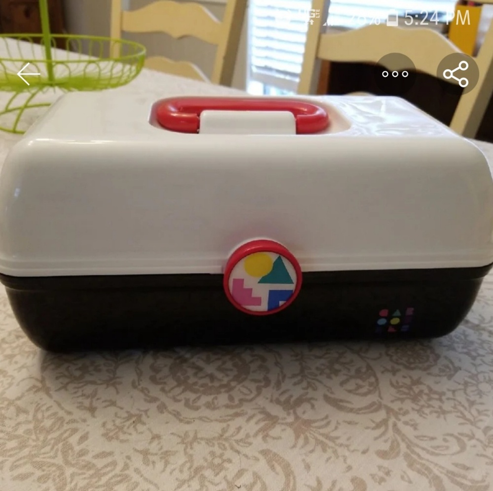 Black & White Caboodle
